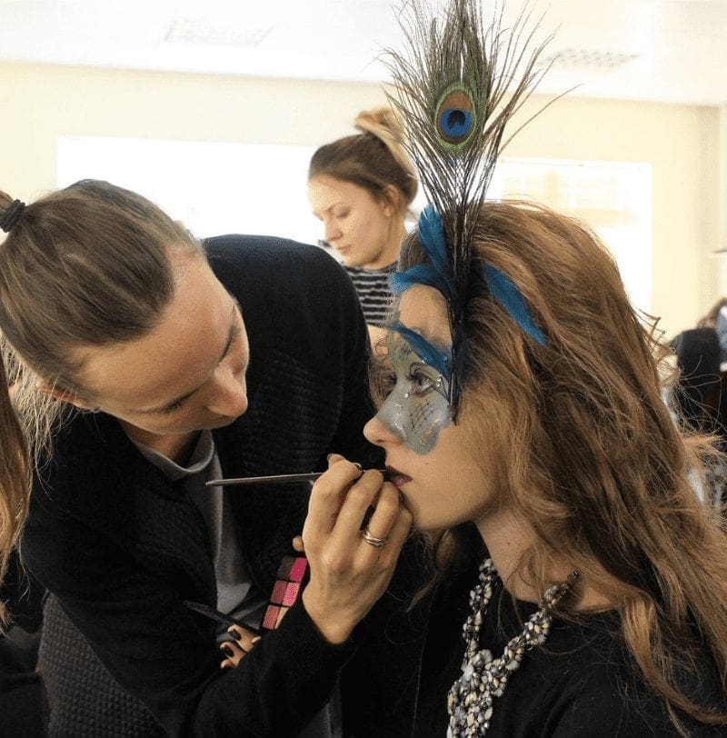 Make up Artist Training