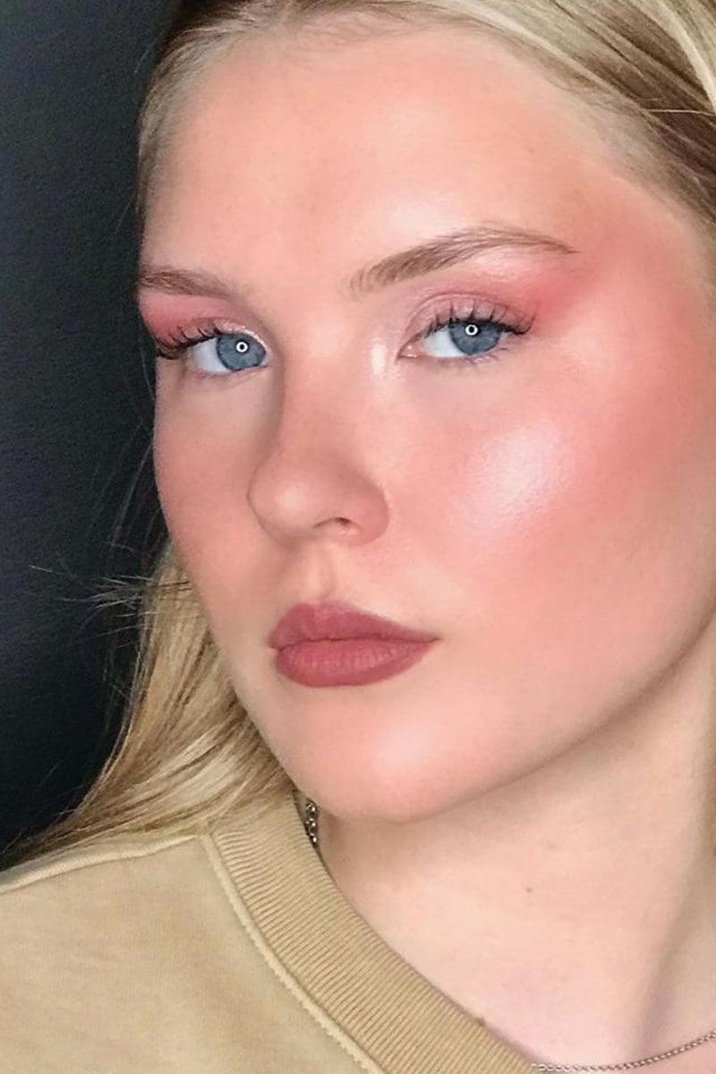 Makeup artist training